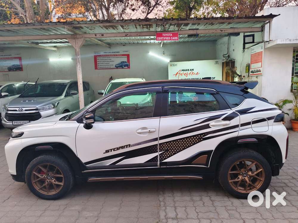 Toyota Urban Cruiser Taisor V 1.0 Petrol At Dual Tone, 2024, Petrol