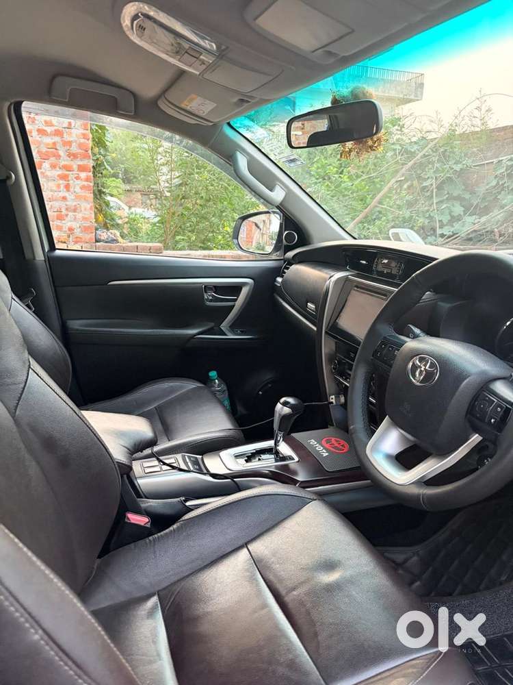 2018 Toyota Fortuner Diesel, Automatic, Km Driven 72000
