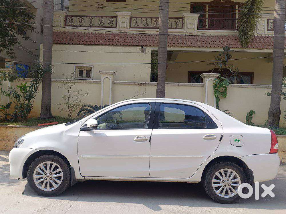 Toyota Etios 2013-2014 V Sp, 2014, Petrol