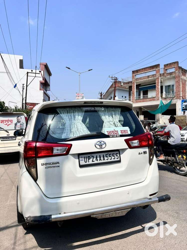 Toyota Innova Crysta