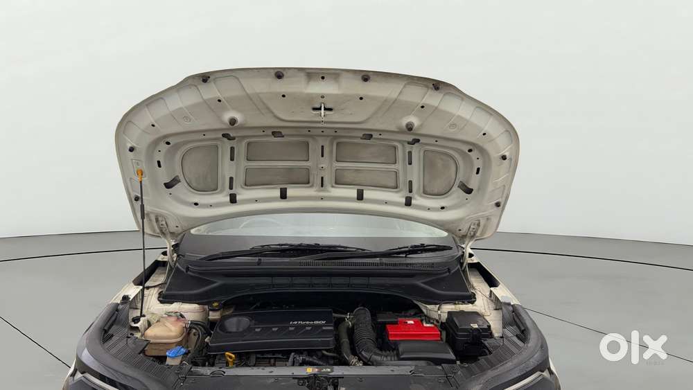 Kia Carens 1.5 Prestige Plus 7 Str Imt, 2022, Petrol