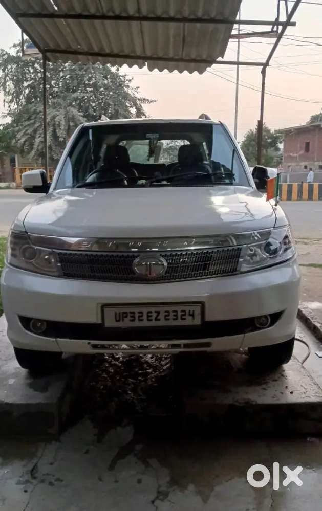 Tata Safari Storme 2014