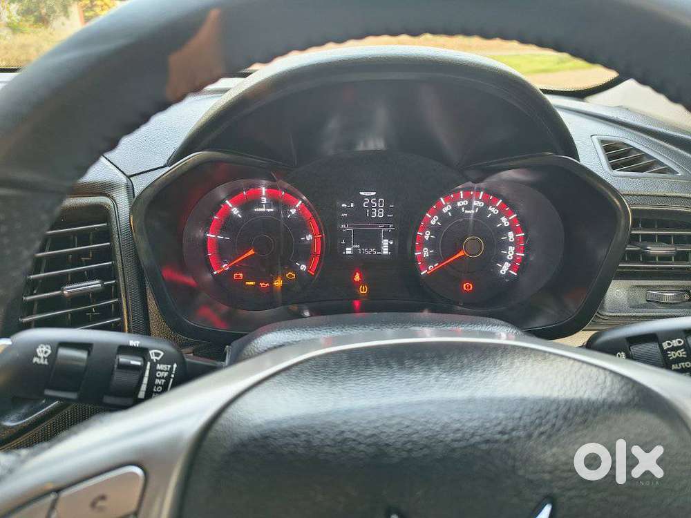 Mahindra Xuv300 W6 Diesel, 2023, Diesel