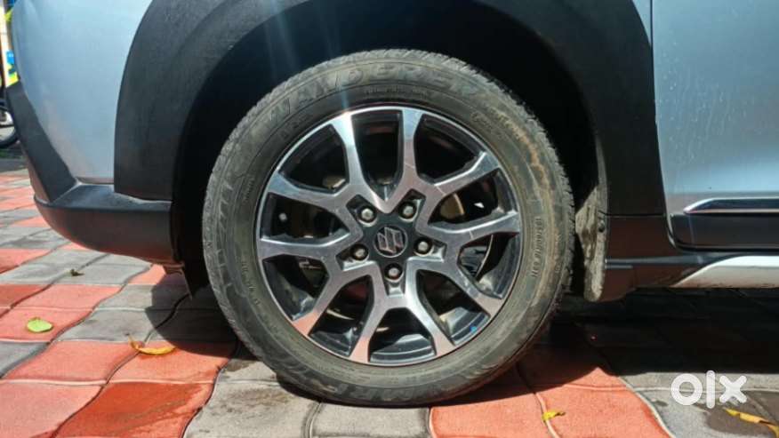 Maruti Suzuki Xl6 1.5 Alpha At, 2022, Petrol
