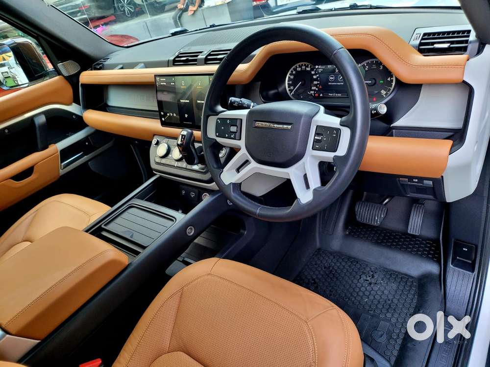 Land Rover Defender 3.0 L 130 Hse, 2023, Diesel