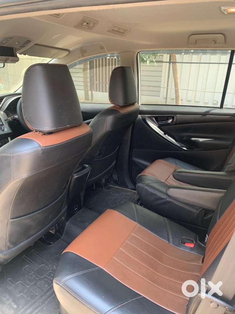 Toyota Innova Crysta 2016 Diesel Well Maintained