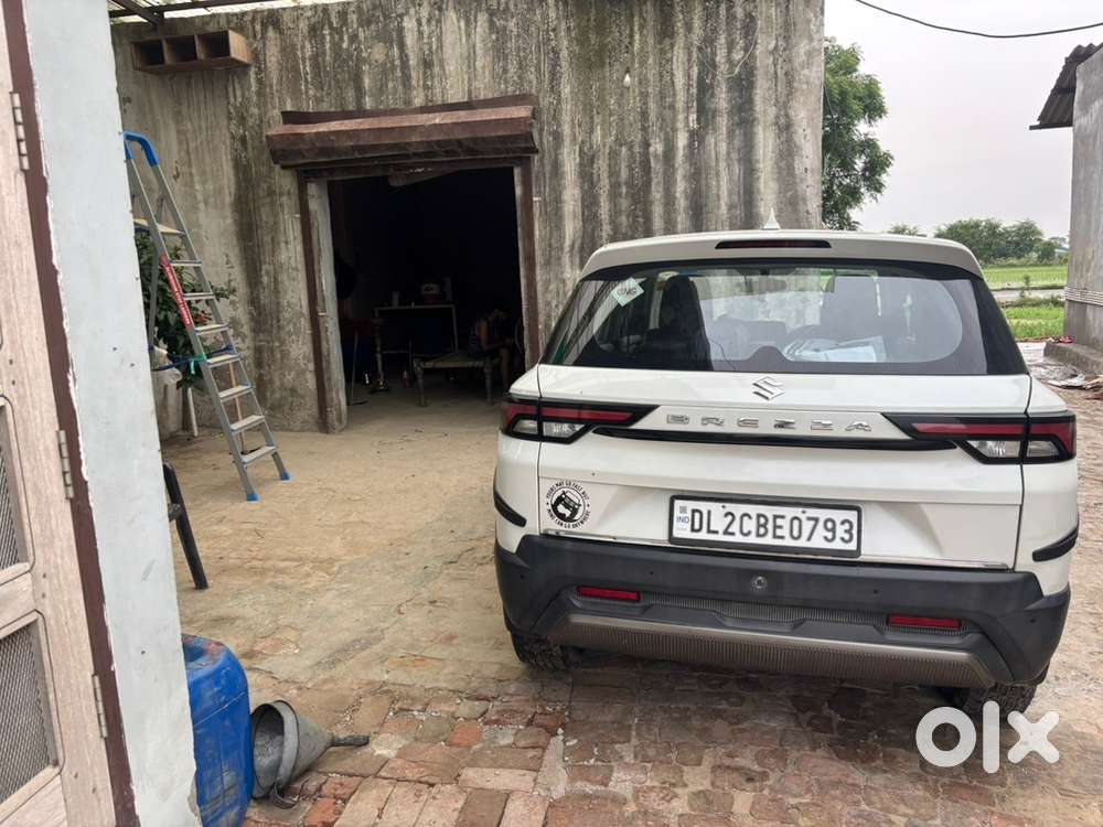 Maruti Suzuki Brezza Vxi 2023