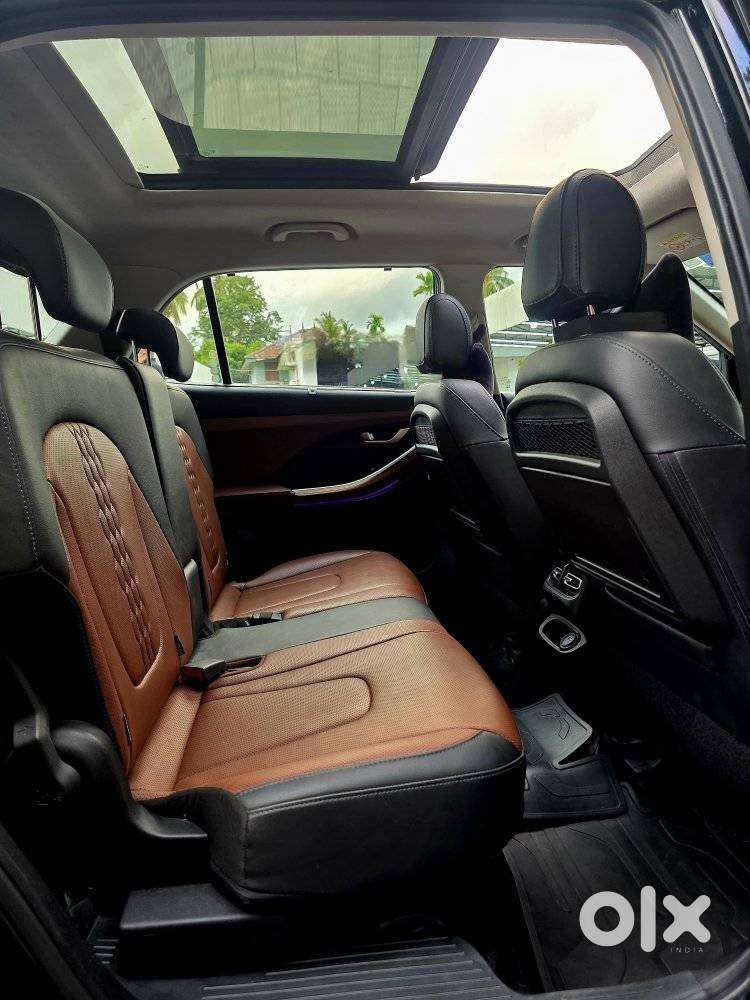 Hyundai Alcazar 2.0 Signature (o) Petrol At 7 Str, 2022, Petrol