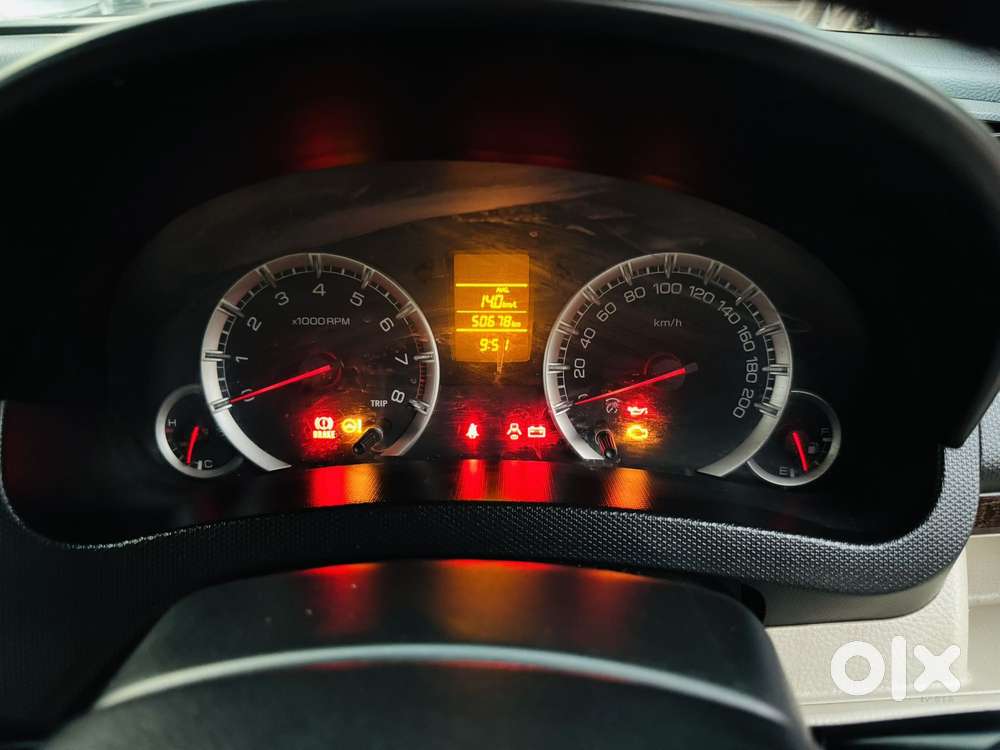 Maruti Suzuki Swift Dzire 1.2 Vxi Bsiv, 2013, Petrol