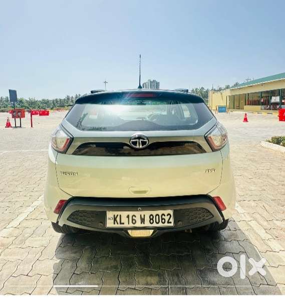 Tata Nexon Amt 1.2 Revotron Xma, 2019, Petrol