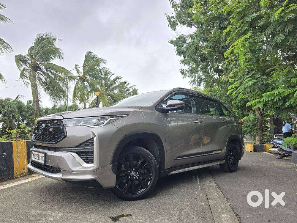 Toyota Innova Hycross 2.0 Zx (o) Hybrid 7 Str, 2024, Petrol