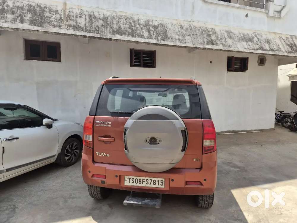 Mahindra Tuv 300 2019