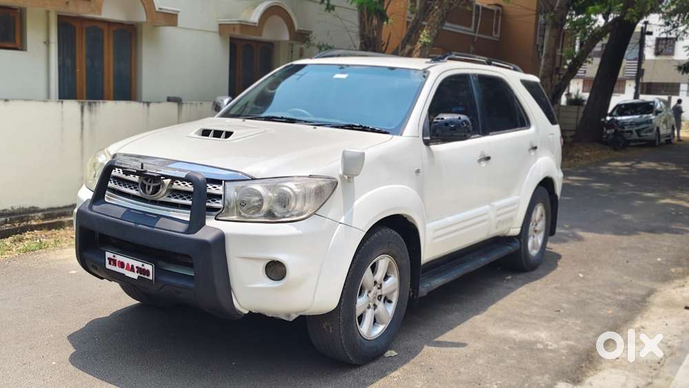 Toyota Fortuner 3.0 4x4 Manual, 2010, Diesel
