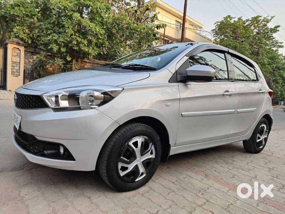 Tata Tiago 1.2 Revotron Xt (o), 2016, Petrol