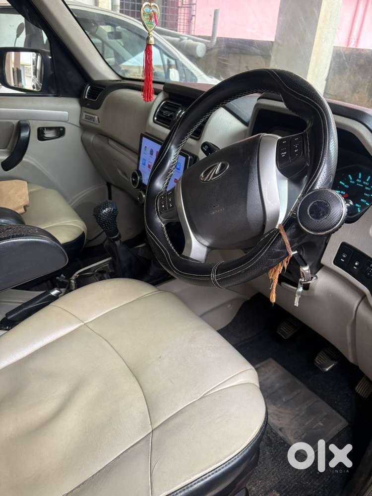 Mahindra Scorpio Diesel 2015