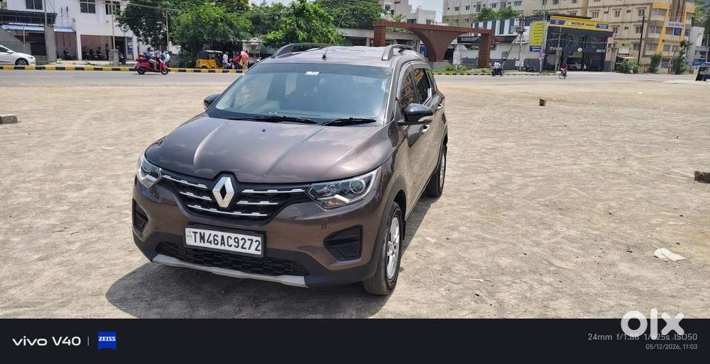 Renault Triber Rxt, 2023, Petrol