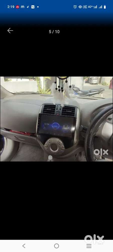 Nissan Sunny 2012