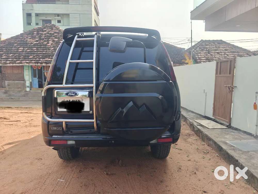 Ford Endeavour Diesel 2010 Full Condition Fourseal Tires Chilliac