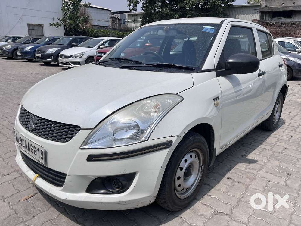 Maruti Suzuki Swift 1.2 Lxi (o), 2014, Petrol