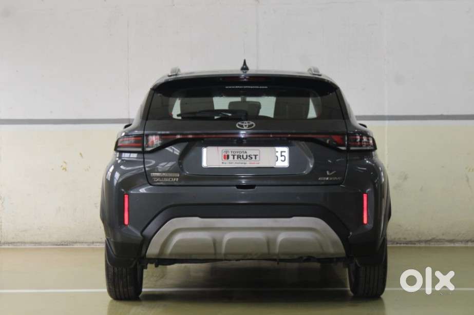 Toyota Urban Cruiser Taisor V 1.0 Petrol Mt, 2025, Petrol