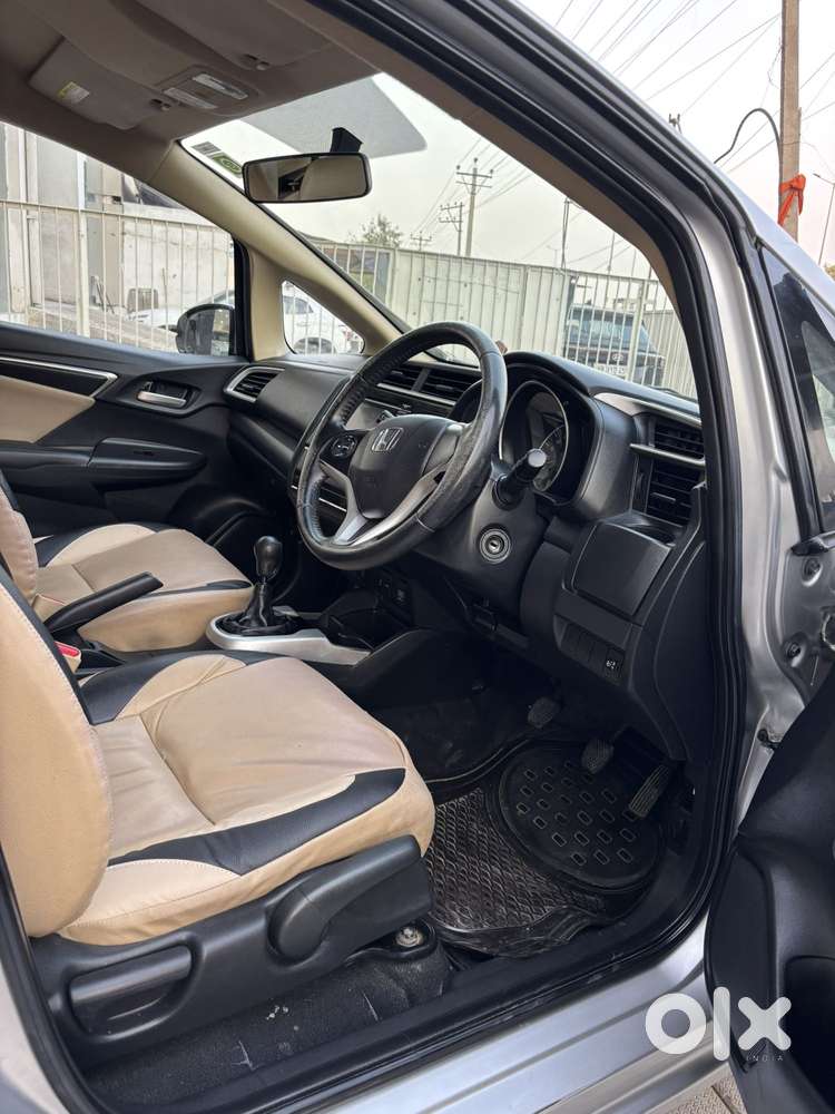 Honda Jazz 1.2 V I Vtec Privilege, 2017, Petrol