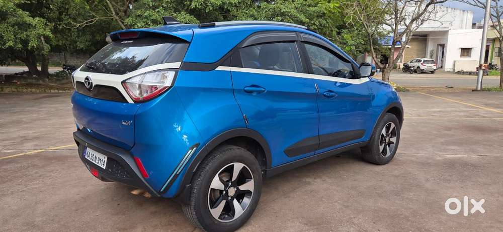 Tata Nexon 1.2 Revotron Xza Plus (o) Amt, 2018, Petrol