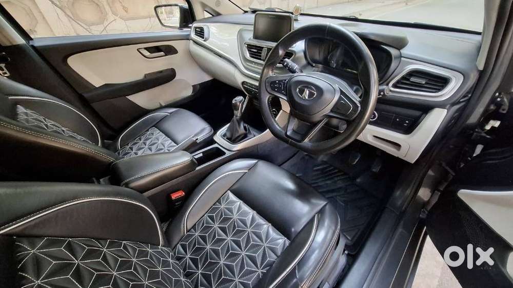 Tata Altroz Xz Icng, 2023, Petrol