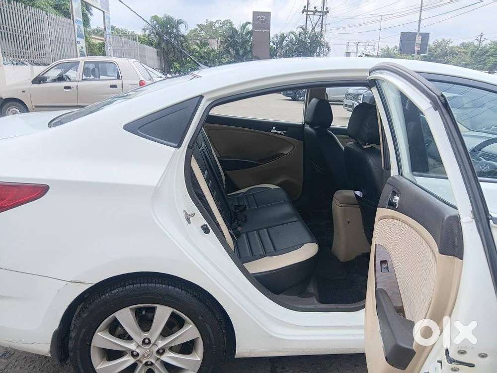 Hyundai Fluidic Verna 1.6 Vtvt Sx, 2012, Petrol