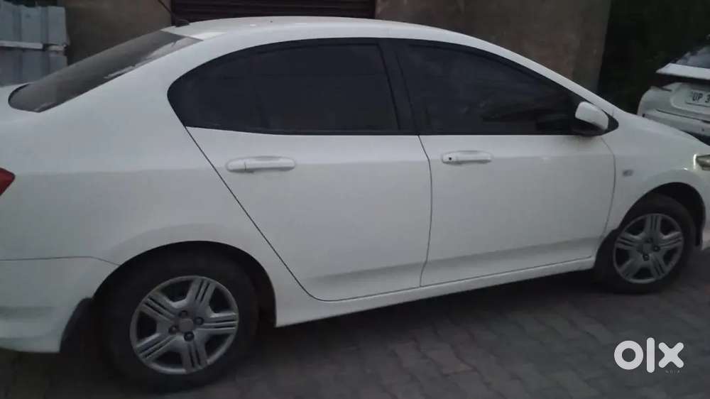 Honda Amaze Vx 2nd 2011