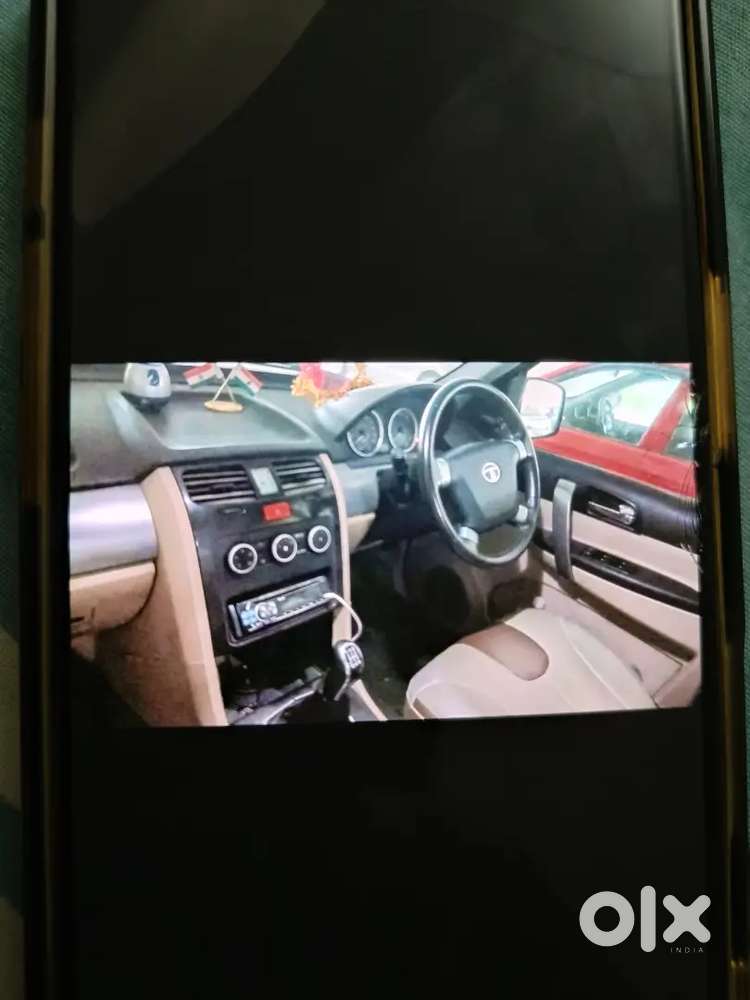 Tata Safari Storme 2014