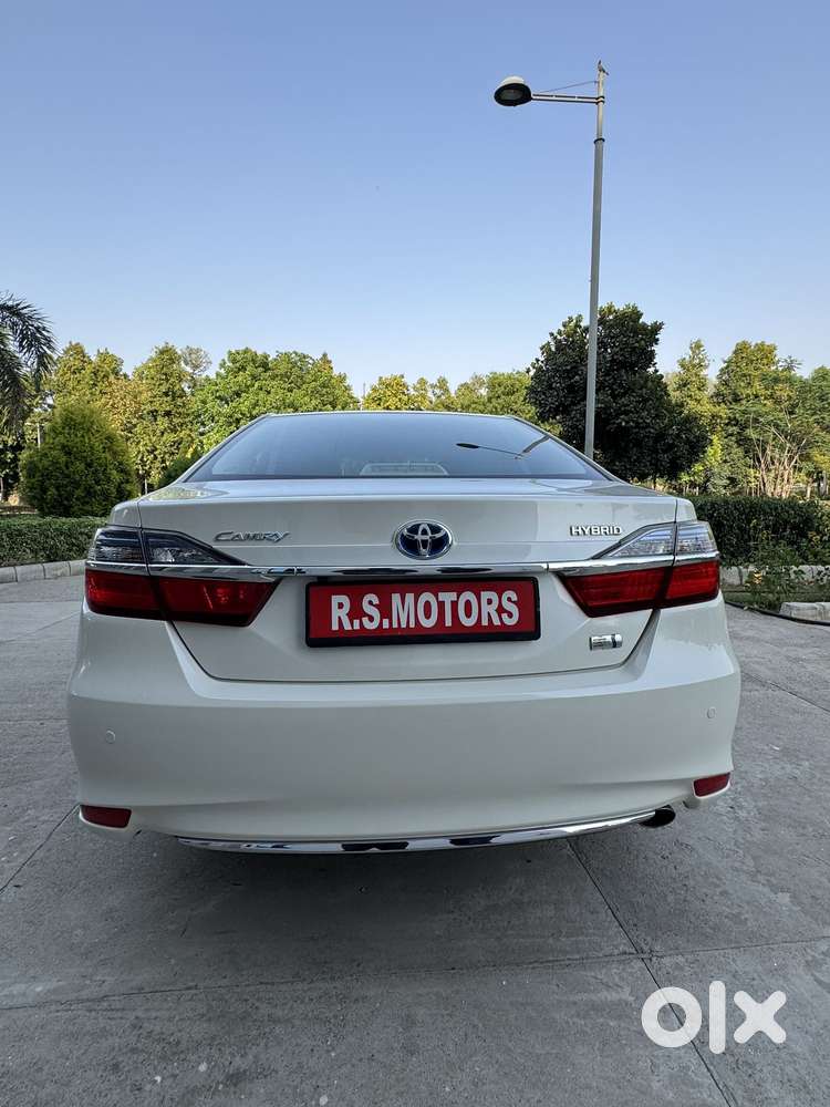 Toyota Camry Hybrid, 2017, Petrol
