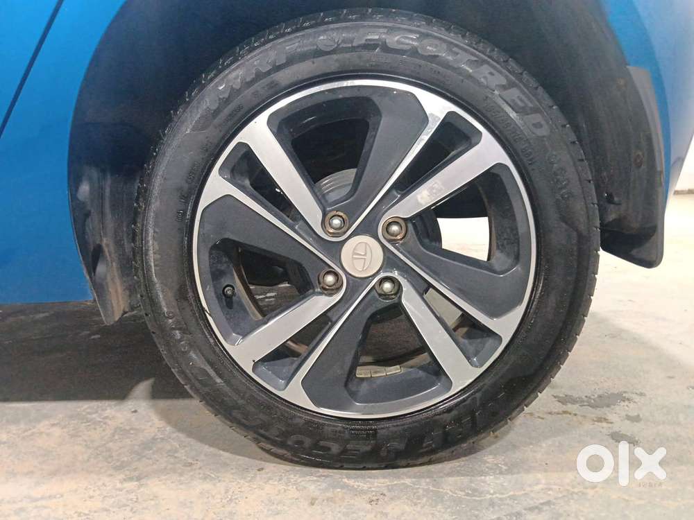 Tata Altroz 1.2 Xz Plus Petrol, 2023, Petrol