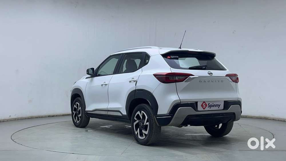Nissan Magnite 1.0 Xv Executive, 2021, Petrol