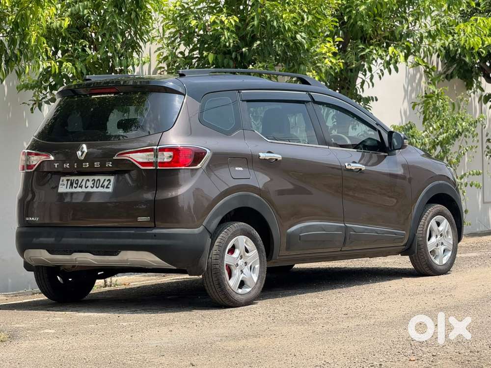 Renault Triber Rxt, 2022, Petrol