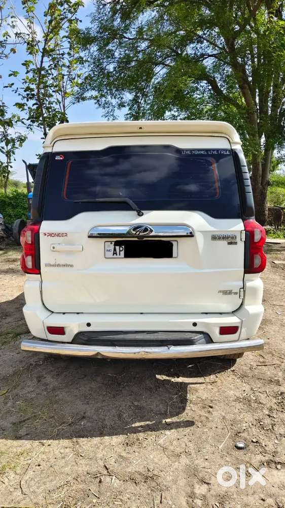 Scorpio S11