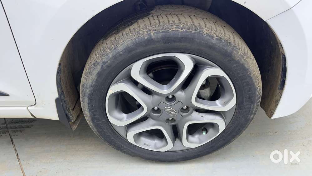 Hyundai Elite I20 1.2 Asta (o) Cvt, 2019, Petrol