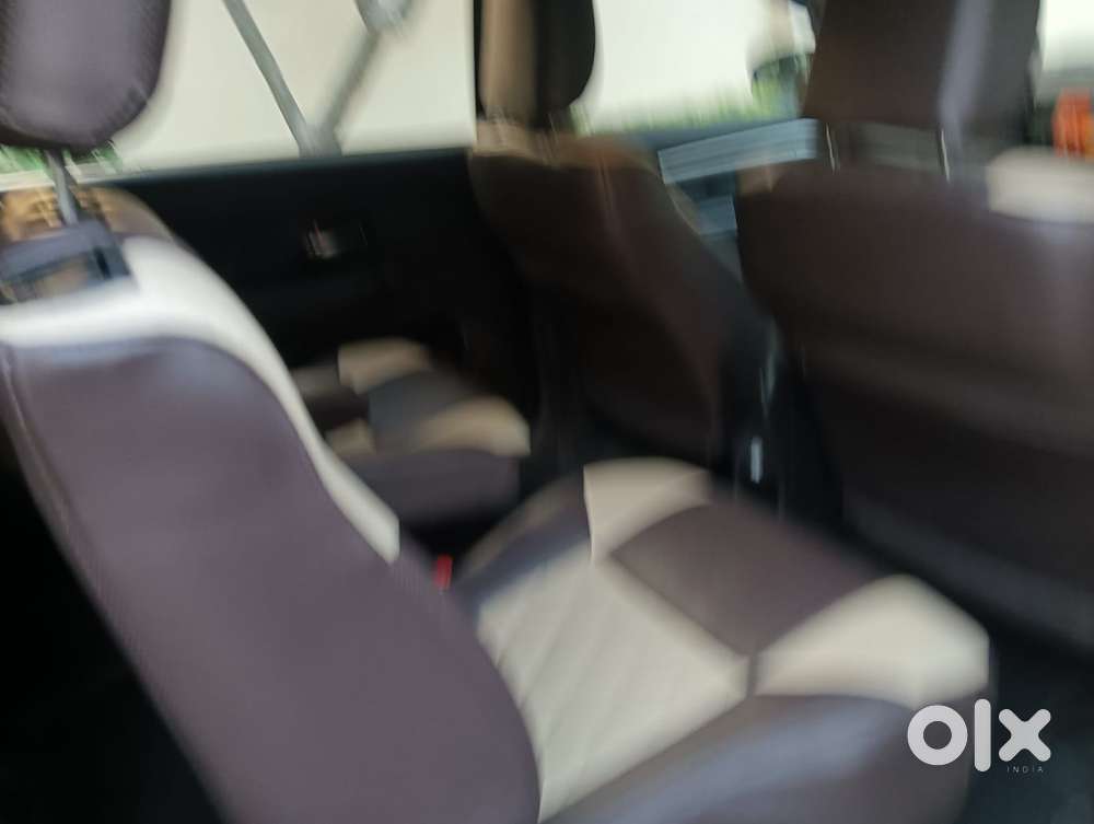 Maruti Suzuki Xl6 1.5 Zeta Mt, 2022, Petrol