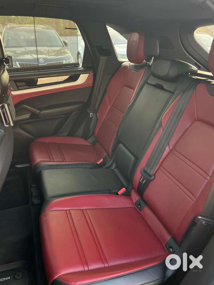 Porsche Cayenne Platinum Edition, 2023, Petrol