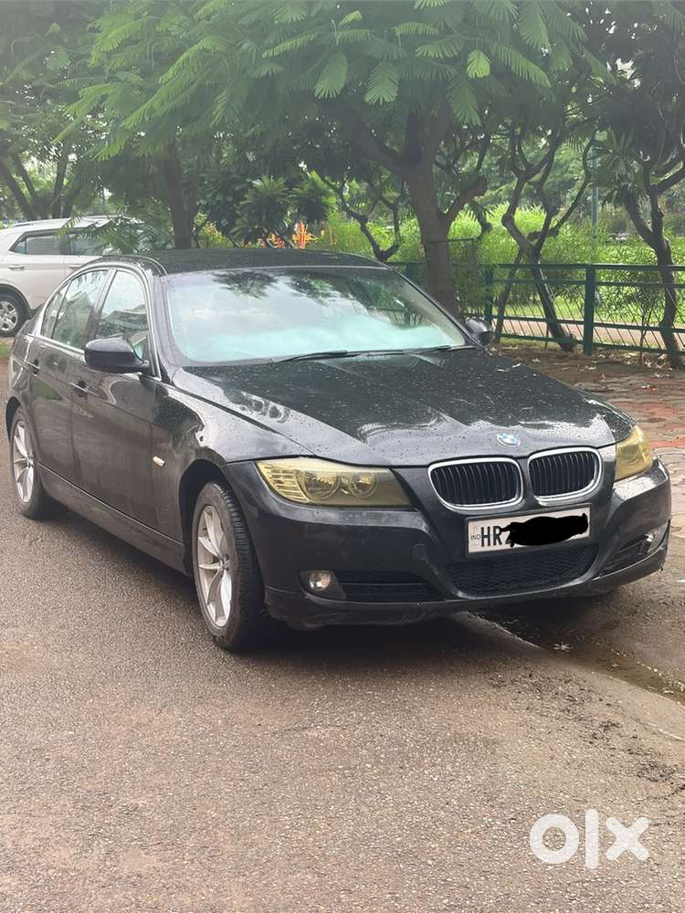 2012 Bmw 3 Series (black )