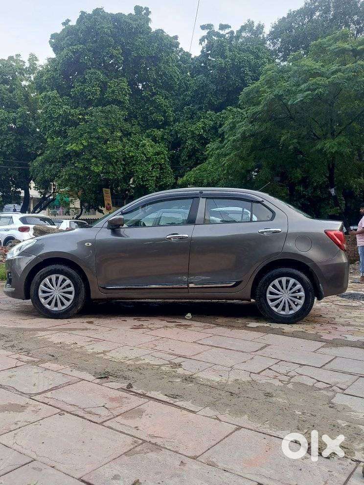 Maruti Suzuki Dzire 1.2 Lxi, 2018, Cng & Hybrids