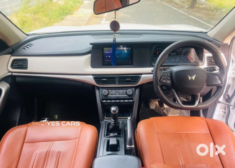 Mahindra Xuv700 2.2 Mx Diesel Mt 5 Str, 2022, Diesel