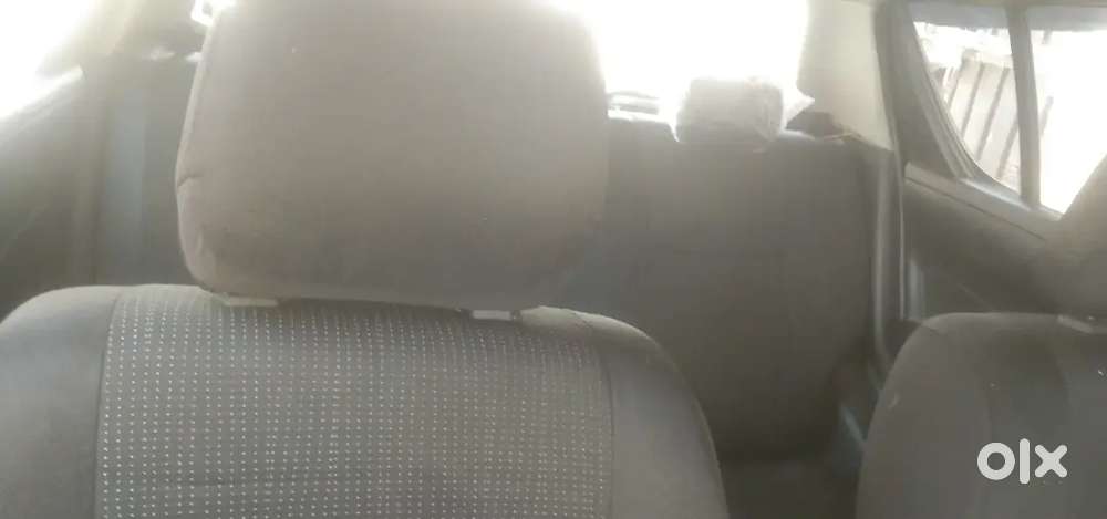 Maruti Suzuki Swift 2015 Cng & Petrol 180000 Km Driven