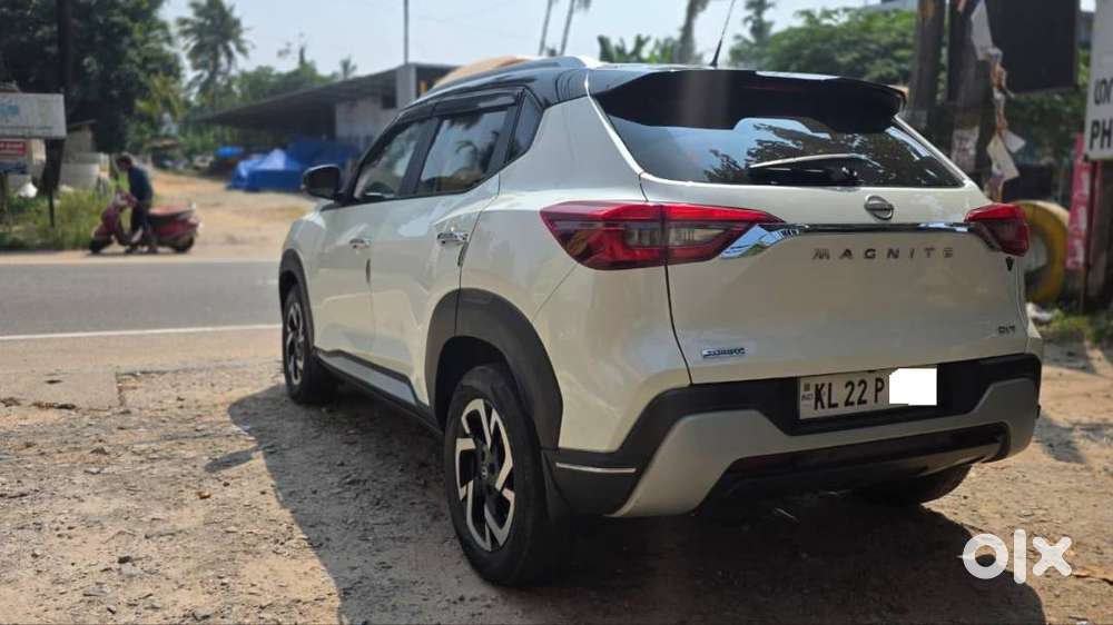 Nissan Magnite Turbo Cvt Dual Tone, Fully Automatic, Single Owner