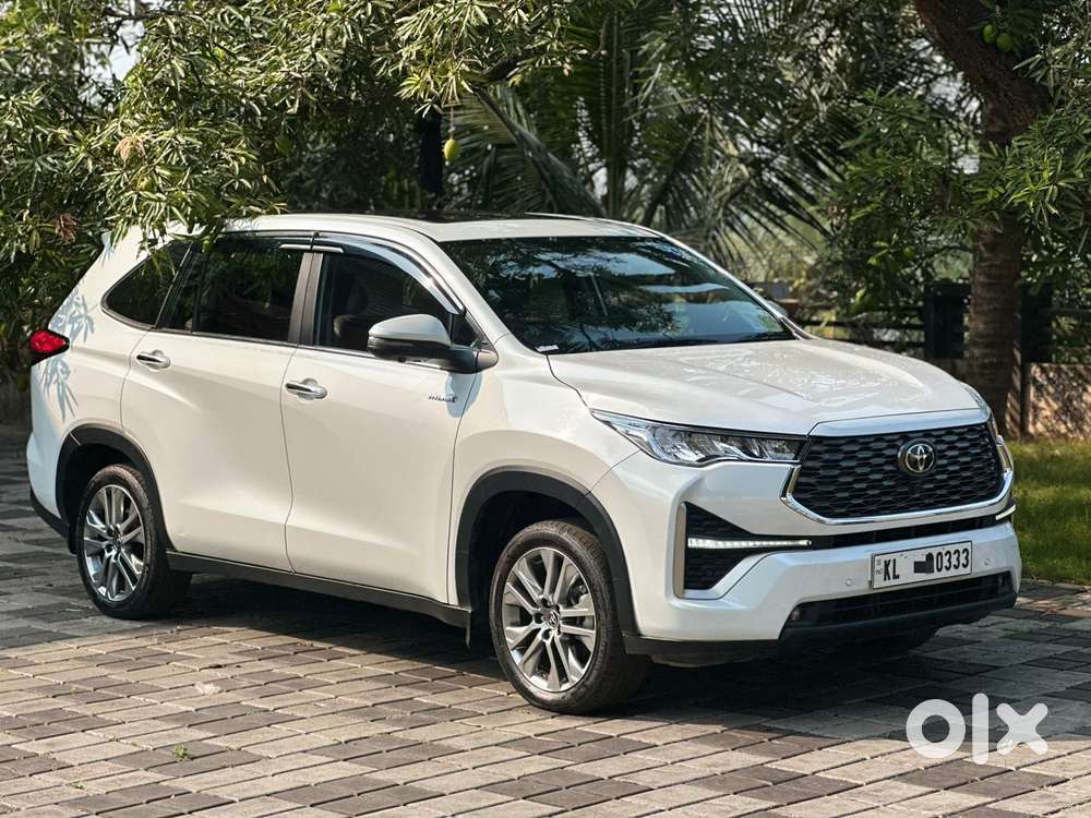 Toyota Innova Hycross 2.0 Zx (o) Hybrid 7 Str, 2024, Petrol