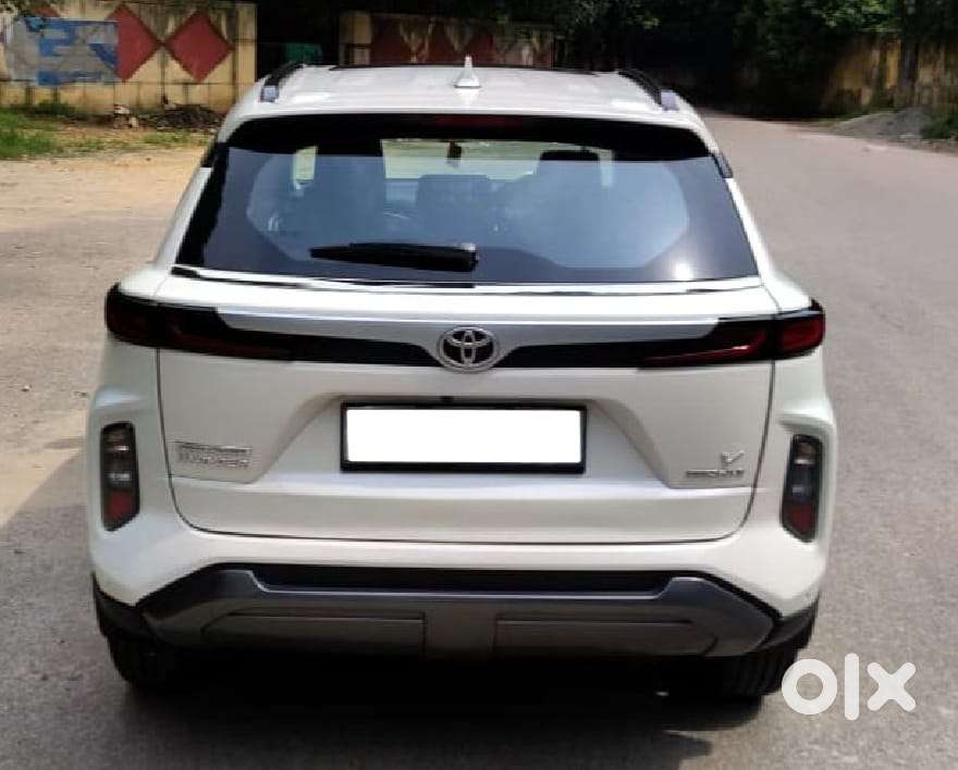 Toyota Urban Cruiser Hyryder 1.5 V Neo Drive At, 2025, Petrol