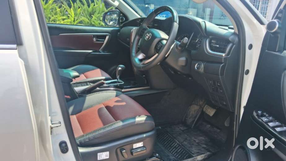 Toyota Fortuner Legender 4x4 At 2.8, 2024, Diesel