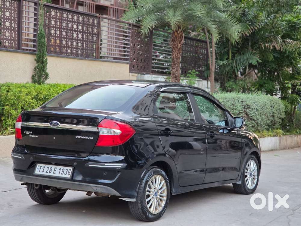 Ford Figo Petrol Titanium, 2018, Petrol