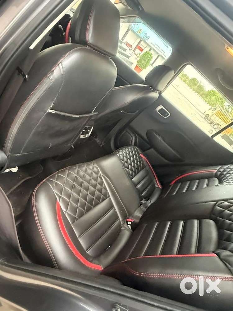 Hyundai Venue 2019 Petrol Well Maintained