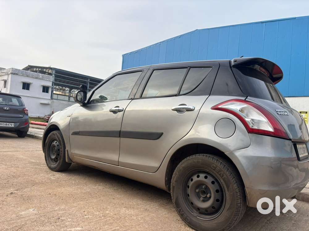 Maruti Suzuki Swift Petrol Manual 2014