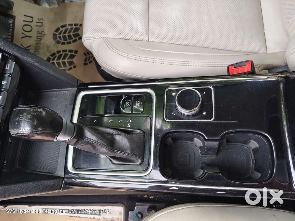 Mahindra Xuv700 Ax7 Luxury Pack Awd, 2022, Diesel